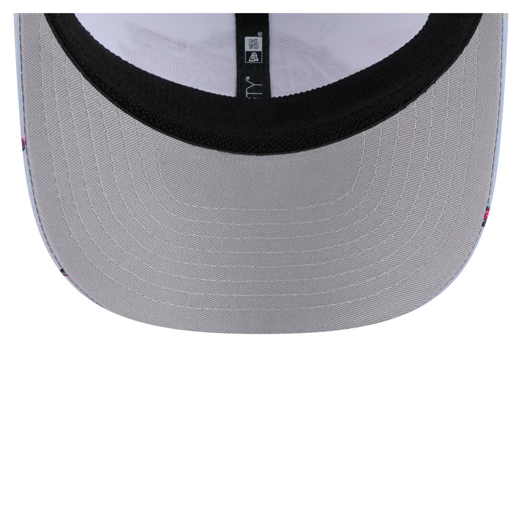 Lakers 970SS Surf Pattern Trucker Hat - Image 5